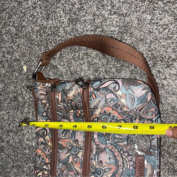 Sakroots Multicolor Floral
Crossbody Bag - Picture 16 of 16